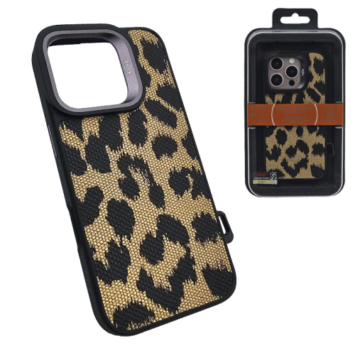 Чехол-крышка #84 kajsa glamorous wild iii для iphone 16 pro w3