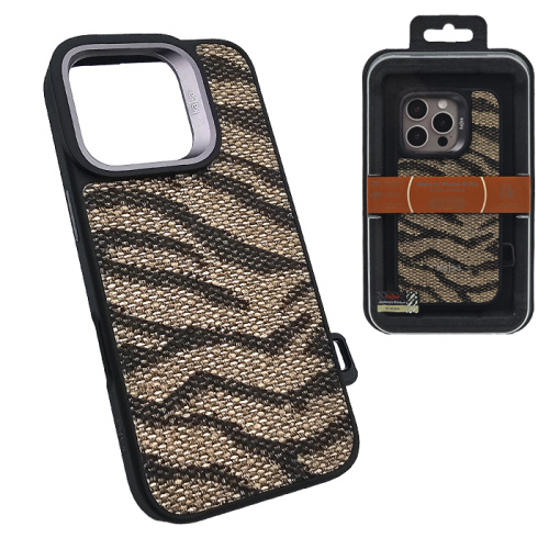 Чехол-крышка #84 kajsa glamorous wild iii для iphone 16 pro w2